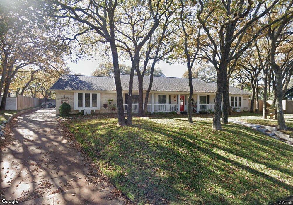 2849 Stephanie Ln, Hurst, TX 76054 - photo 1