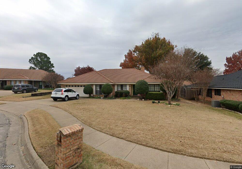 312 Shenandoah Ct, Bedford, TX 76021 - photo 1