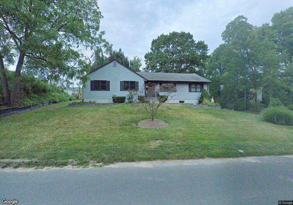 17 Shingle Hill Rd, West Haven, CT 06516 - photo 1