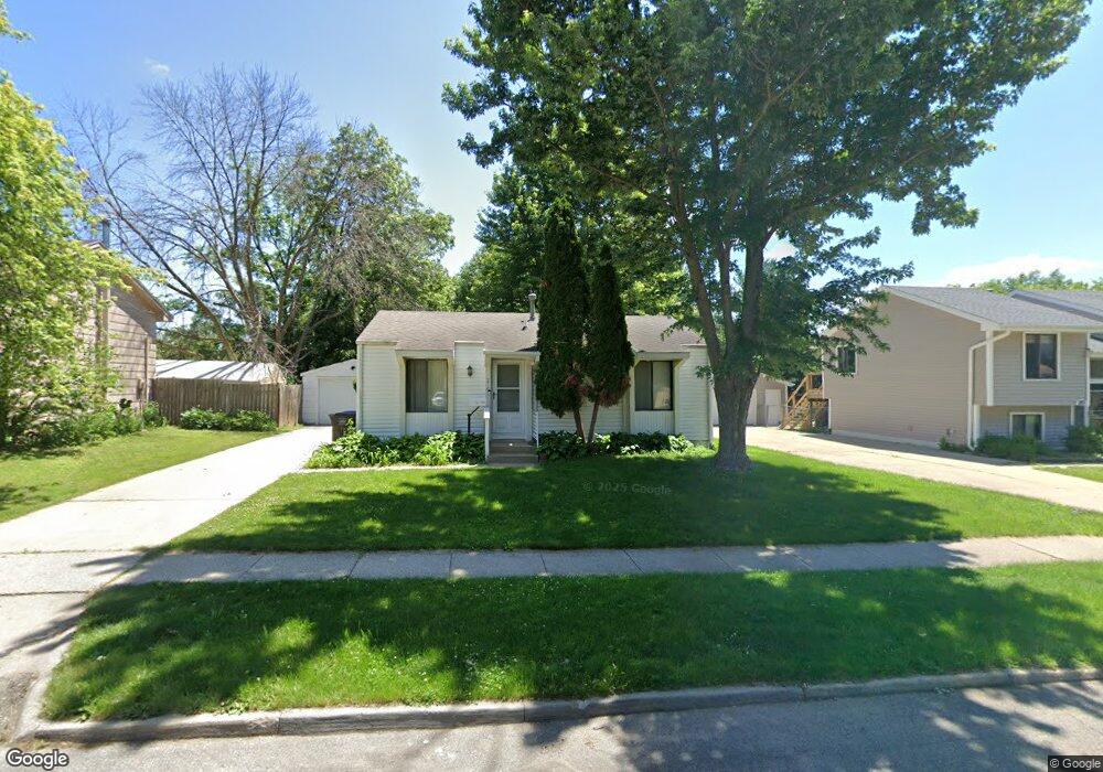 2701 SE 18th St, Des Moines, IA 50320 - photo 1