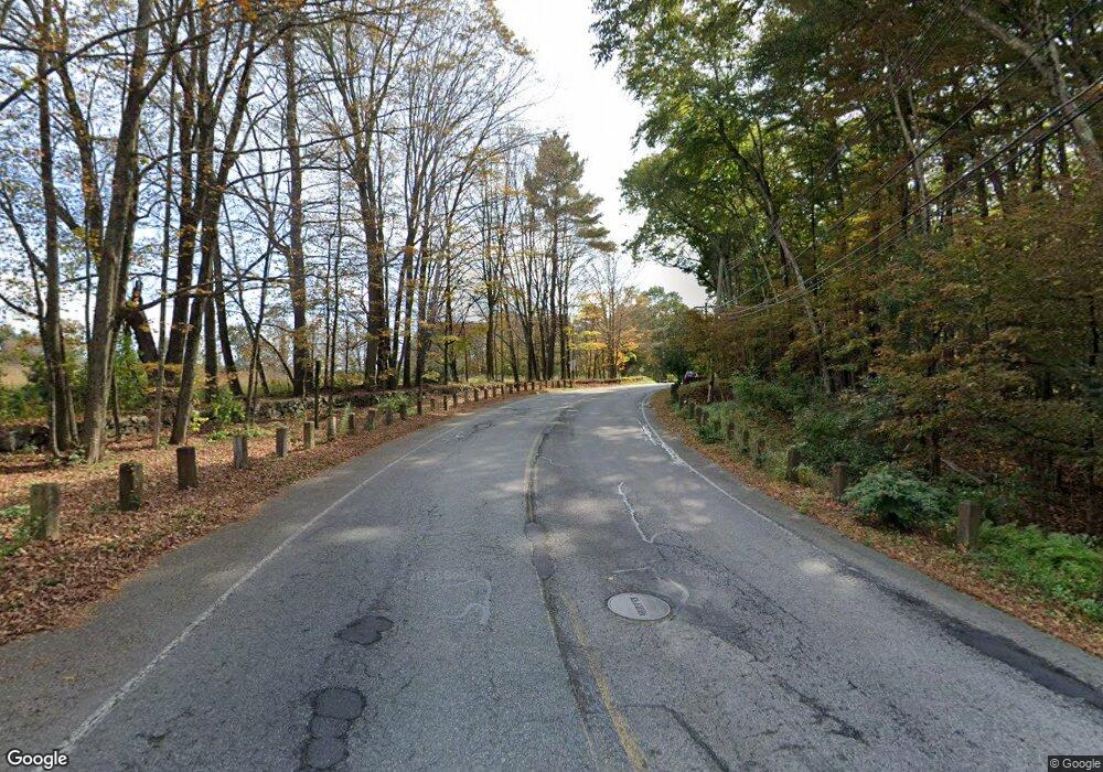 4 Concord Rd, Lincoln, MA 01773 - photo 1