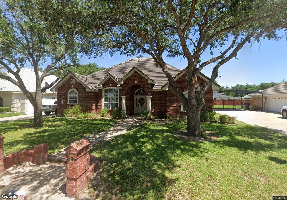 2310 Kings Dr, Edinburg, TX 78539 - photo 1