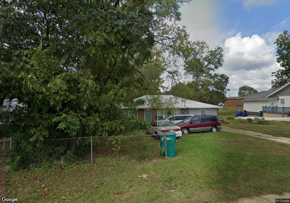 602 Astor Ave, Weaver, AL 36277 - photo 1