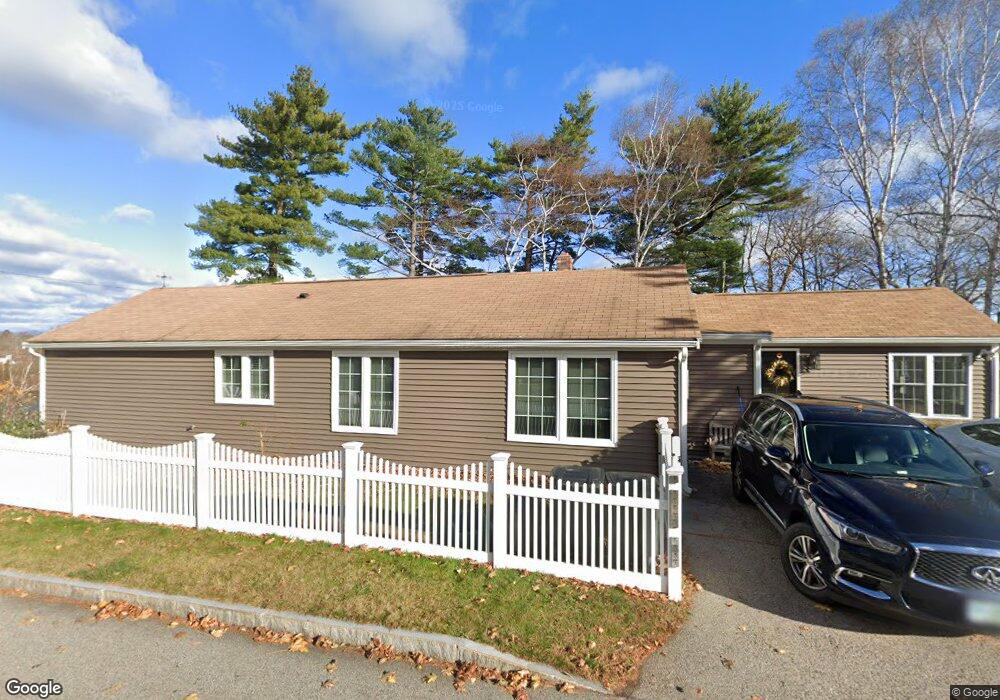 180 Porpoise Ln, Portsmouth, NH 03801 - photo 1