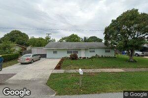 1429 W Perry St, Lantana, FL 33462