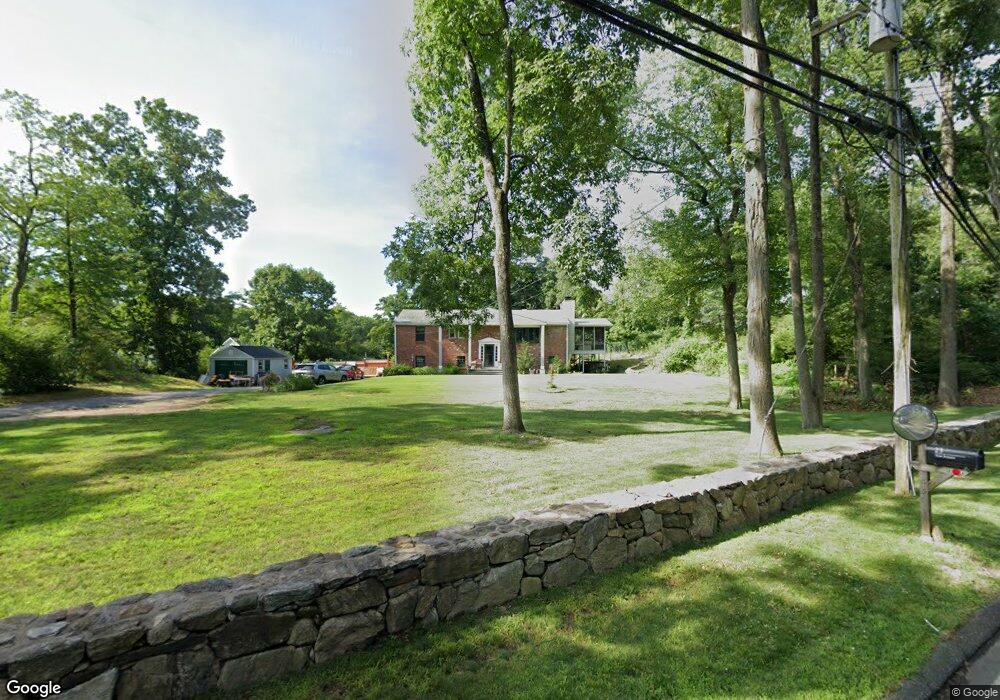 20 Yew St, Norwalk, CT 06850 - photo 1