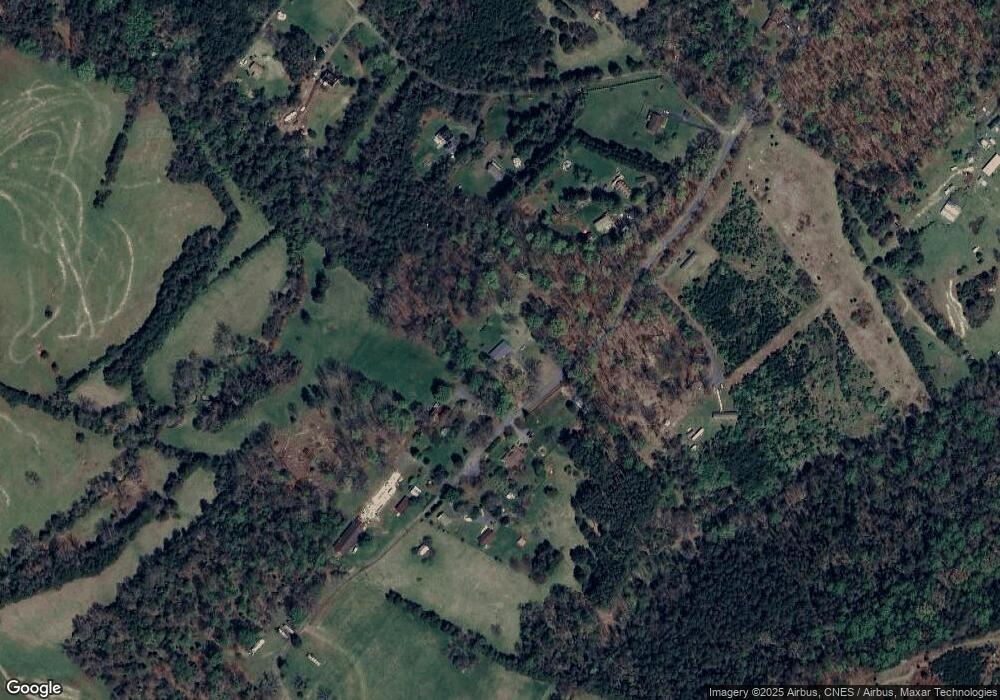 966 Gilbert Rd, Ruckersville, VA 22968 - photo 1