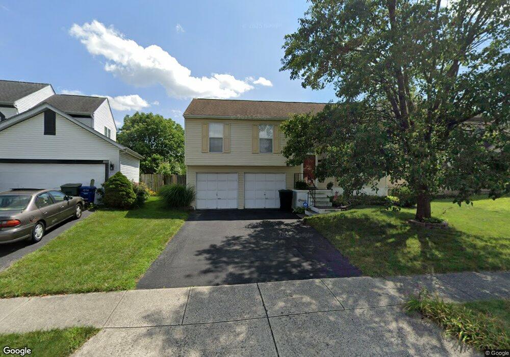 1062 Cherry Bud Dr, Columbus, OH 43228 - photo 1