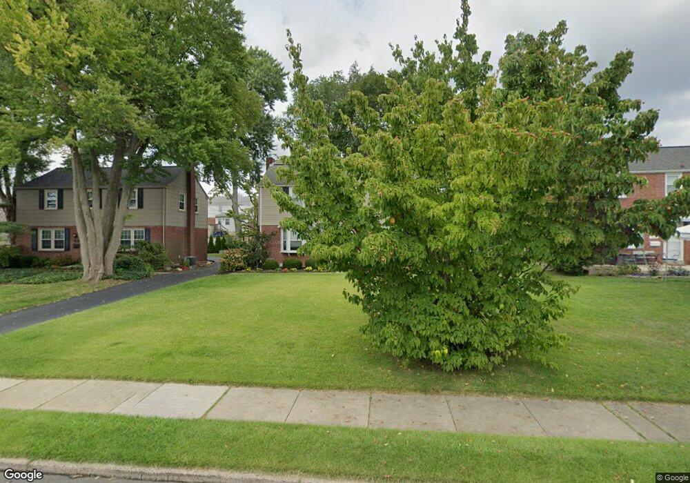 210 Glen Arbor Rd, Havertown, PA 19083 - photo 1