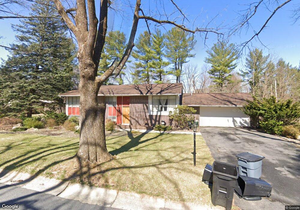 1613 Meadowlark Rd, Reading, PA 19610 - photo 1