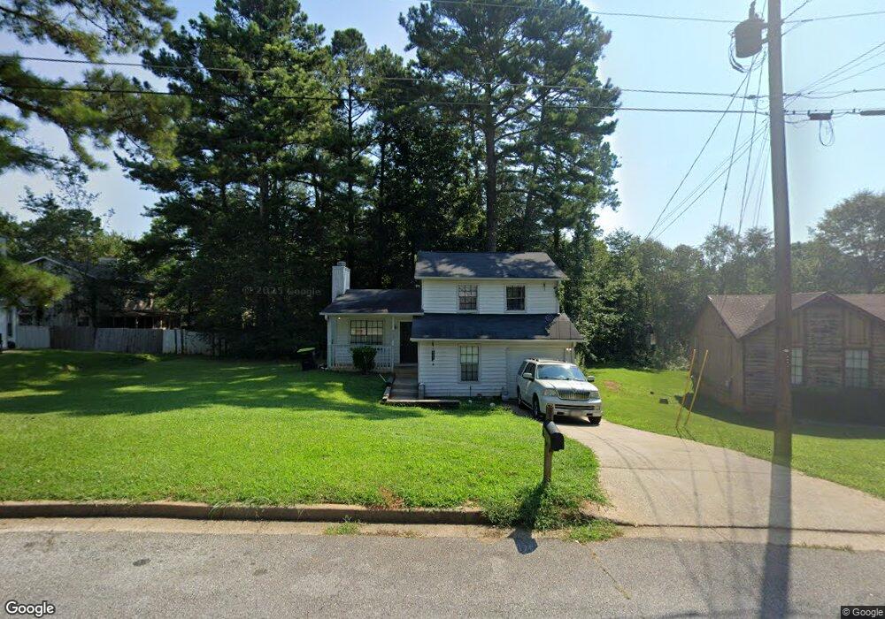 8652 Brandon Hill Ln, Jonesboro, GA 30238 - photo 1