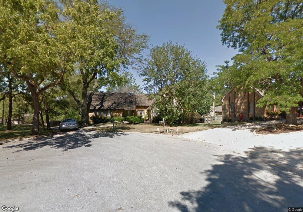 4620 Millbrook Ct, Shawnee, KS 66218 - photo 1