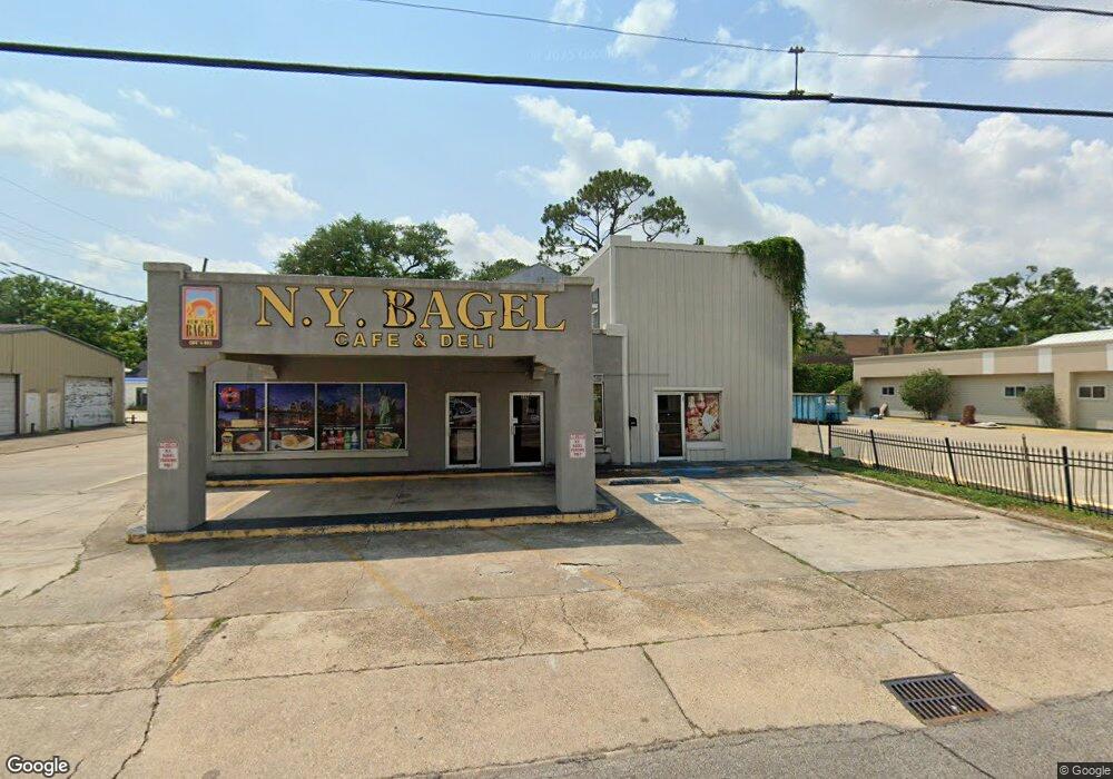 520 Barrow St, Houma, LA 70360 - photo 1