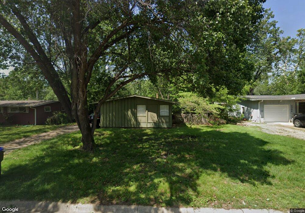 1308 SW Caledon St, Topeka, KS 66611 - photo 1