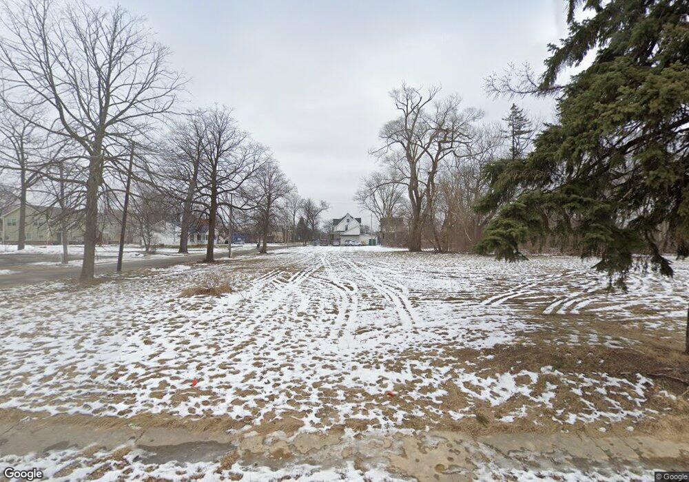 1201 S Grand Traverse St, Flint, MI 48502 - photo 1