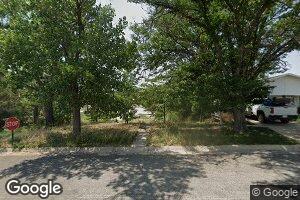 903 Arapahoe St, Benkelman, NE 69021
