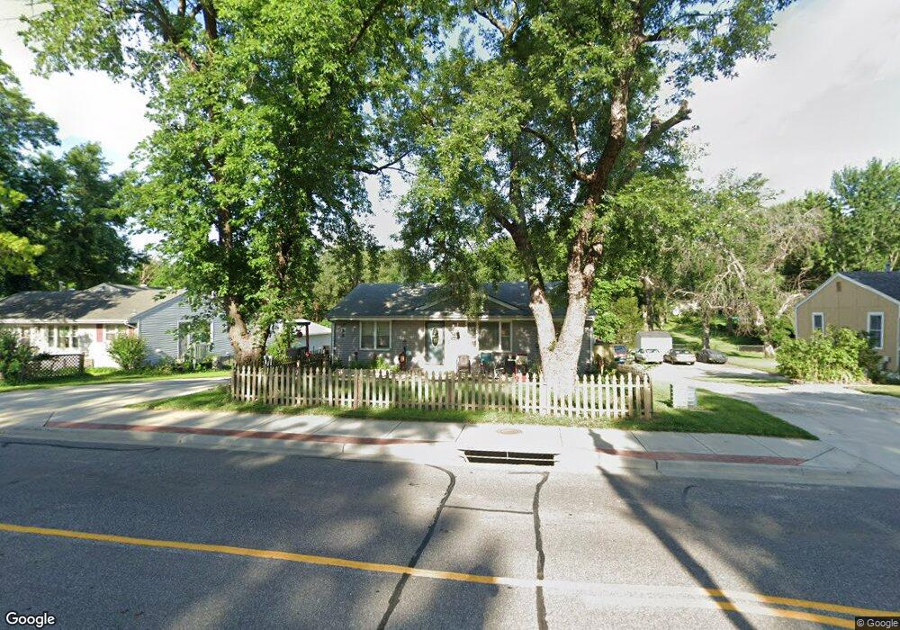 5612 Nieman Rd, Shawnee, KS 66203 - photo 1