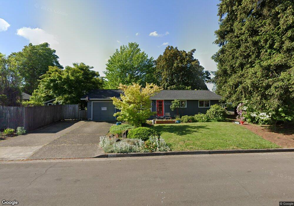324 Argon Ave, Eugene, OR 97404 - photo 1