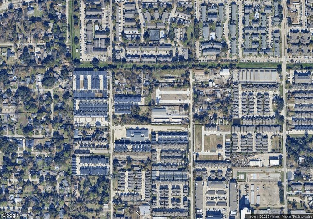 1933 Knoll St, Houston, TX 77080 - photo 1