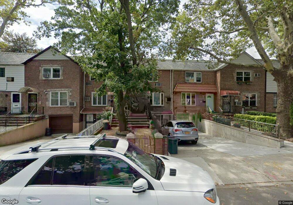 31-24 70th St, Flushing, NY 11370 - photo 1