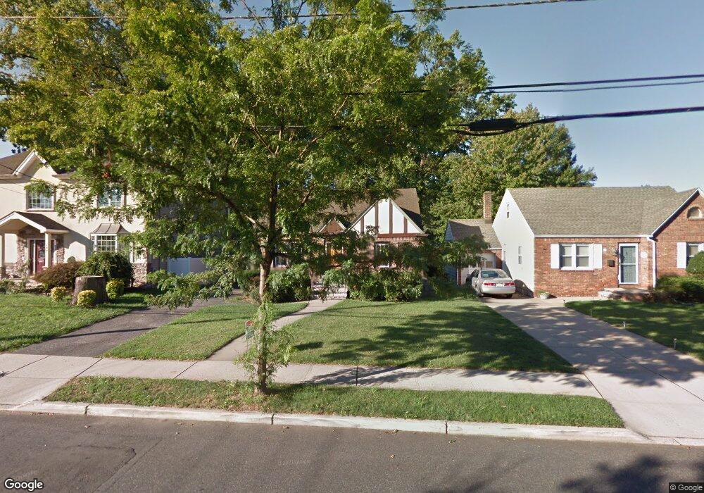 135 Becker Ave, Rochelle Park, NJ 07662 - photo 1