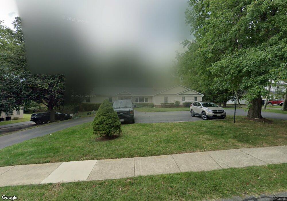 8919 Liberty Ln, Potomac, MD 20854 - photo 1