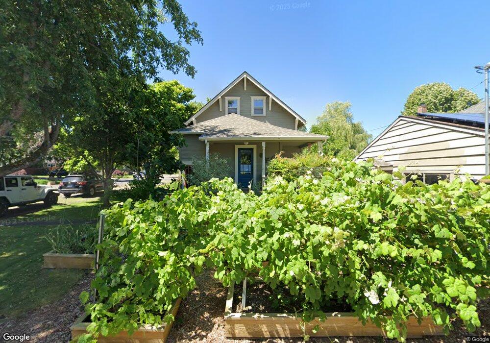 1611 6th Ave, West Linn, OR 97068 - photo 1