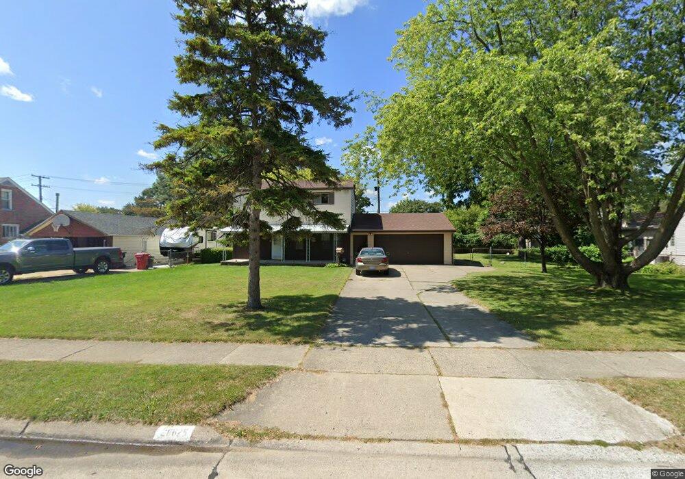 26625 Greenleaf St, Roseville, MI 48066 - photo 1