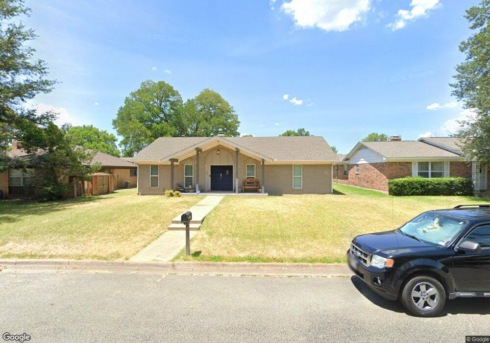 811 Starlight Dr, Sherman, TX 75090 - photo 1