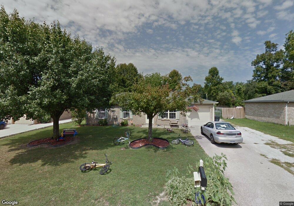 209 Lisa Ln, Charlestown, IN 47111 - photo 1