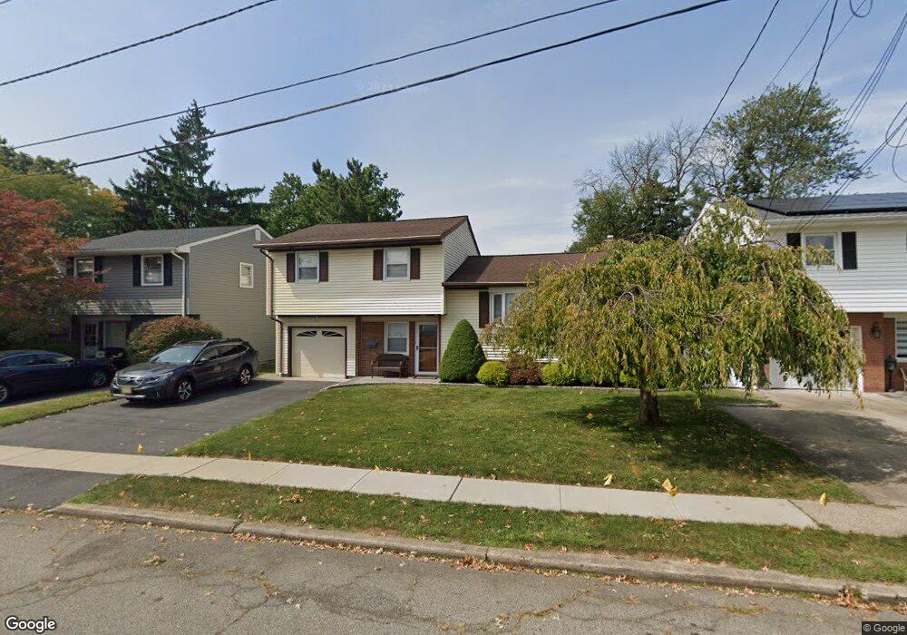 808 Meeker Rd, Union, NJ 07083 - photo 1