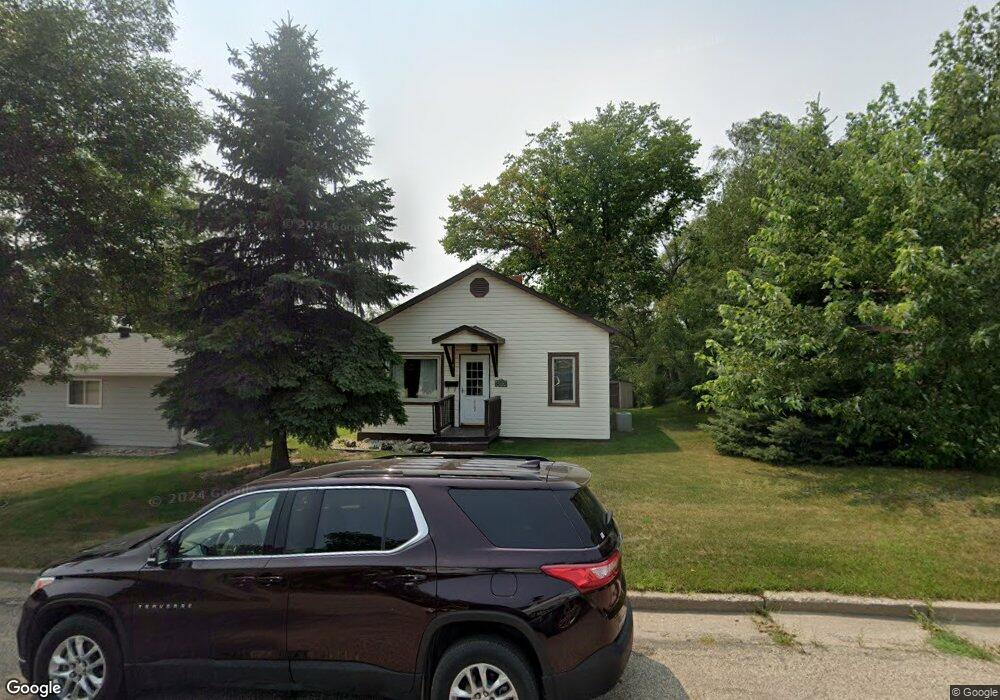 622 10th Ave SE, Jamestown, ND 58401 - photo 1