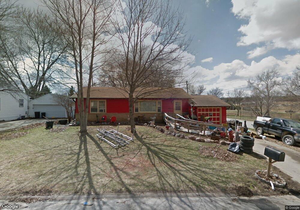 100 Southview Blvd, Shenandoah, IA 51601 - photo 1