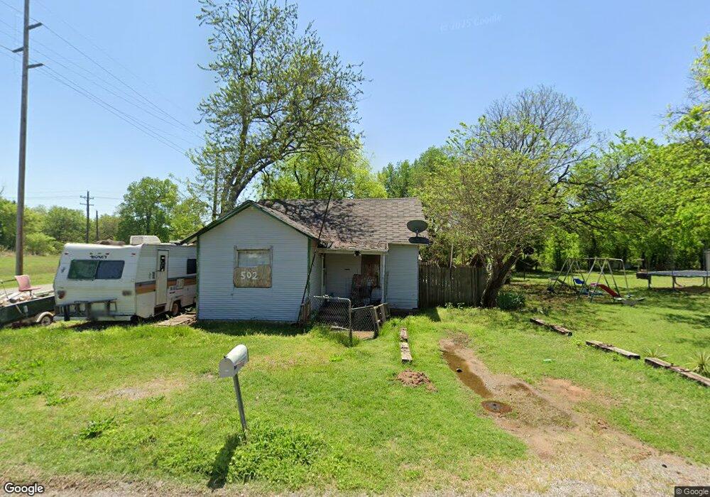 502 W Elm Ave, Duncan, OK 73533 - photo 1