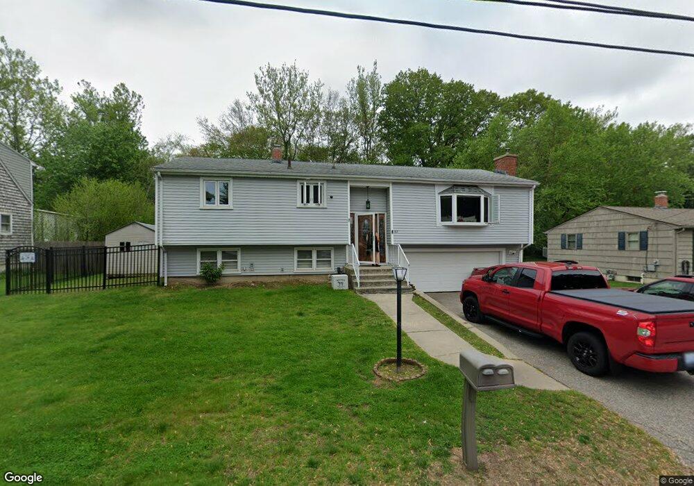 167 Pheasant Dr, Cranston, RI 02920 - photo 1