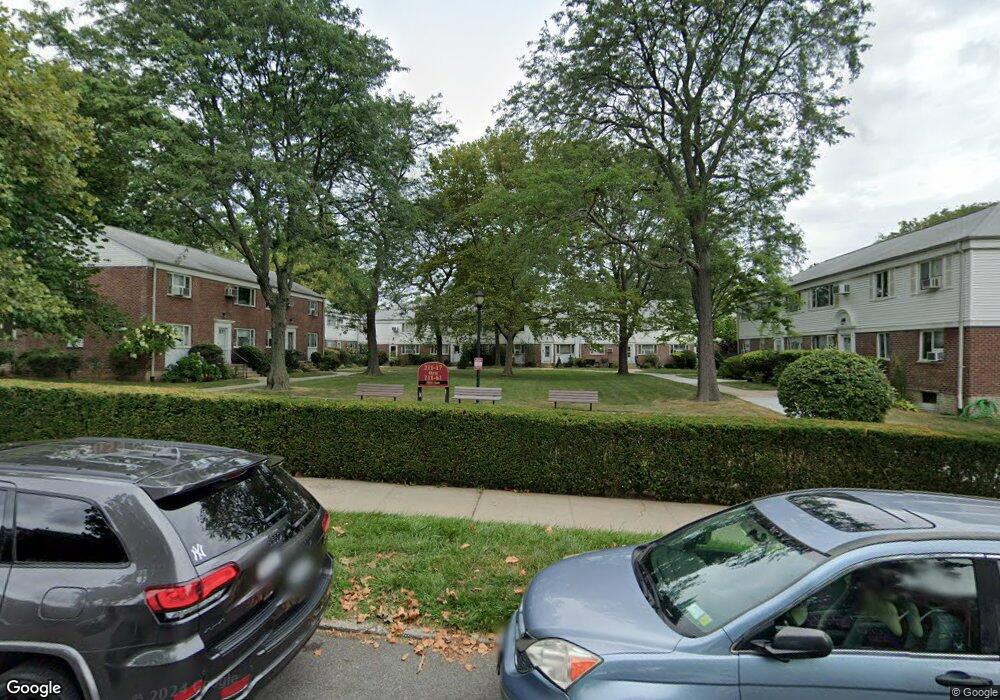 1586 212th St unit 2nd Fl, Bayside, NY 11360 - photo 1