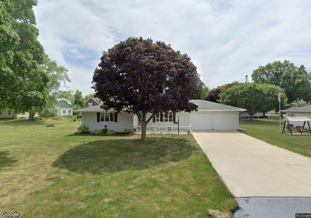 204 N 3rd St, Danforth, IL 60930 - photo 1