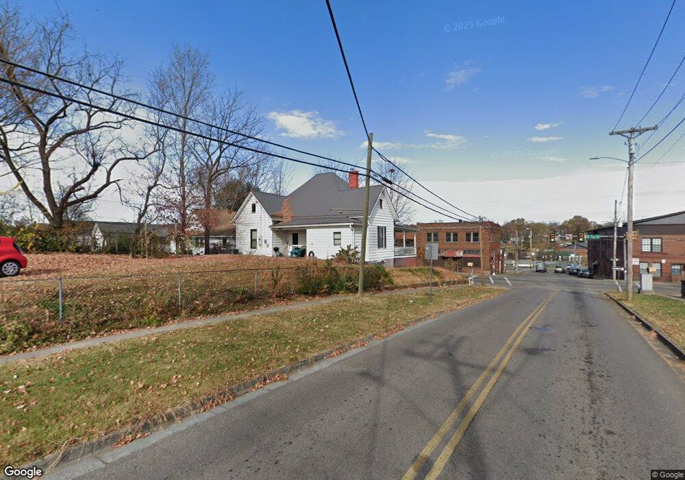 301 NE Main unit 1, Johnson City, TN 37601 - photo 1