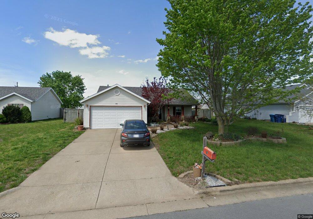 711 S Ridgecrest Ave, Nixa, MO 65714 - photo 1