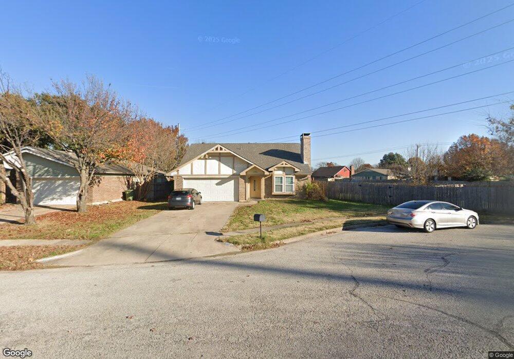 3300 S Sage Ct, Bedford, TX 76021 - photo 1