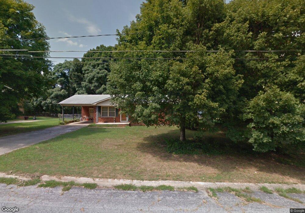 2012 Townview Dr, Kannapolis, NC 28081 - photo 1