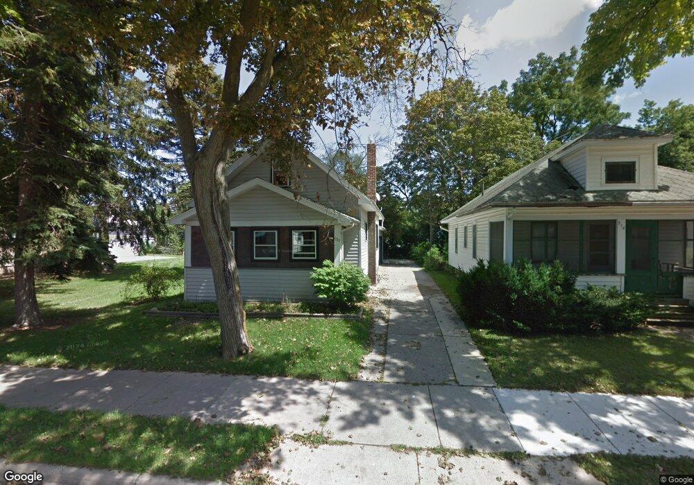 920 Westmoreland Ave, Lansing, MI 48915 - photo 1