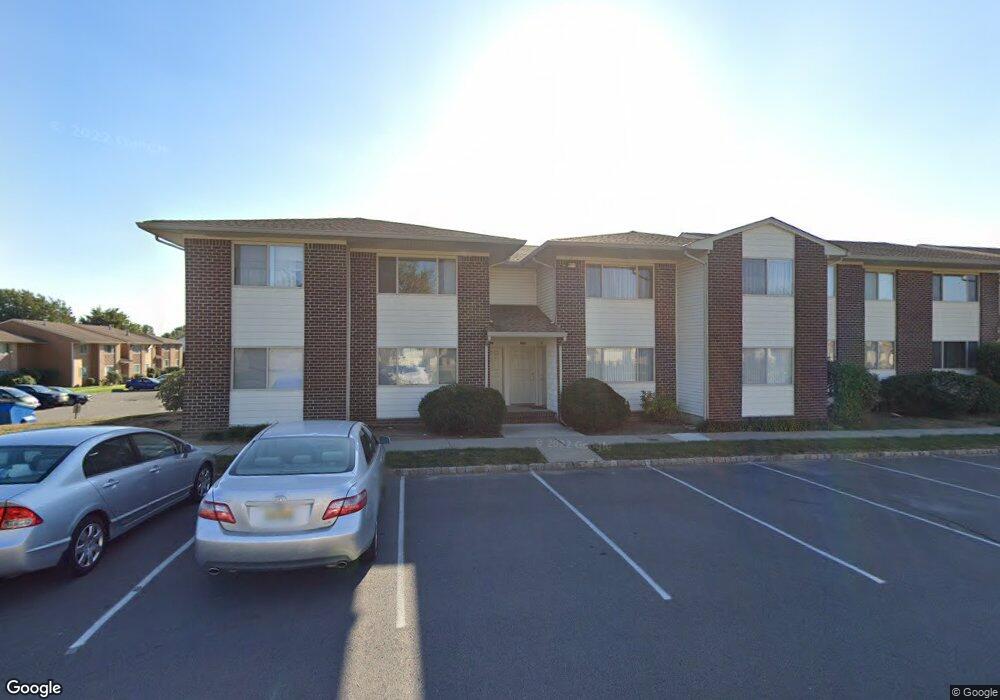 1304 Bradley Ct, Princeton, NJ 08540 - photo 1