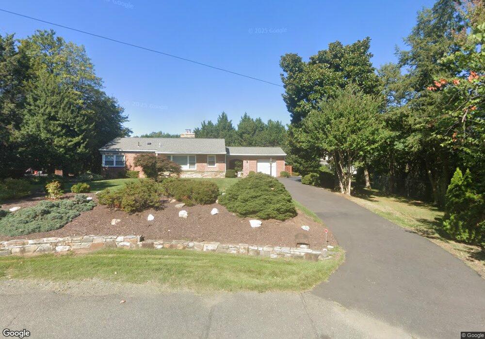 2332 Hill Place, Falls Church, VA 22043 - photo 1