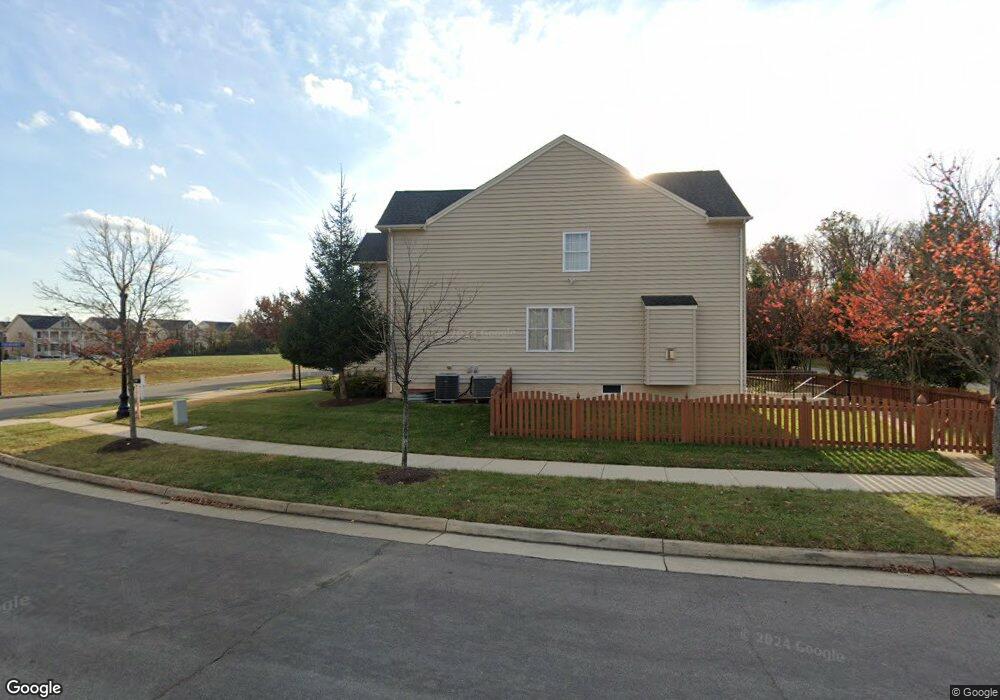 25165 Eisenhower Dr, Chantilly, VA 20152 - photo 1