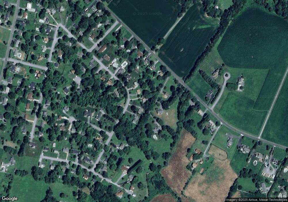 5715 Manor Dr, Woodbine, MD 21797 - photo 1