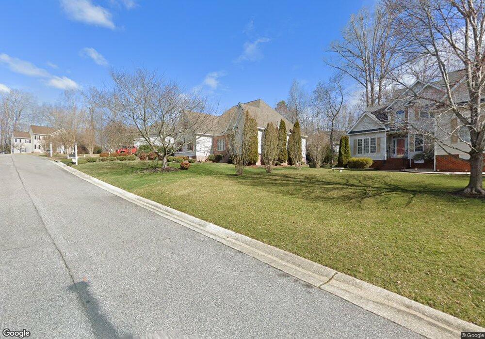 12036 Hidden Nest Ct, Midlothian, VA 23112 - photo 1