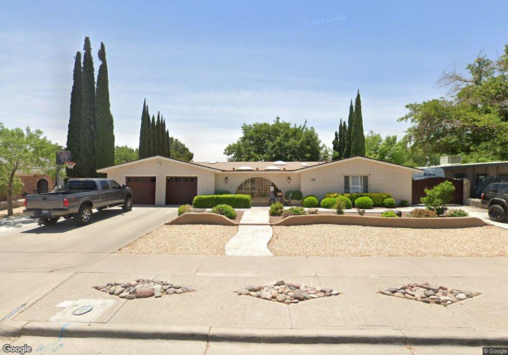 10628 Vista Alegre Dr, El Paso, TX 79935 - photo 1