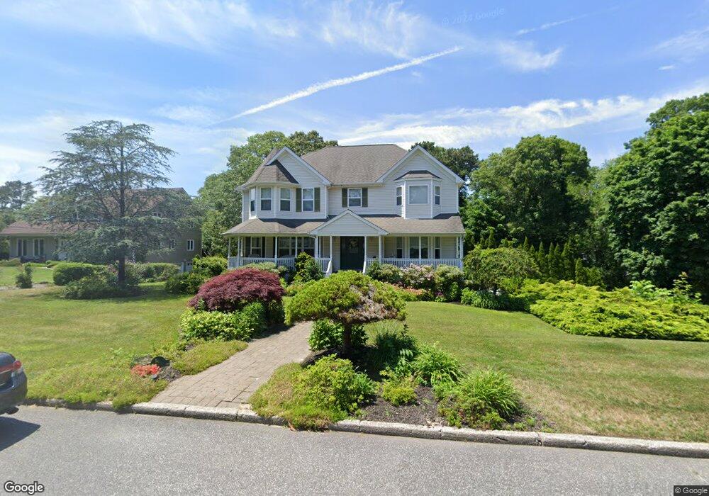 4 Bogel Rd, Bayport, NY 11705 - photo 1