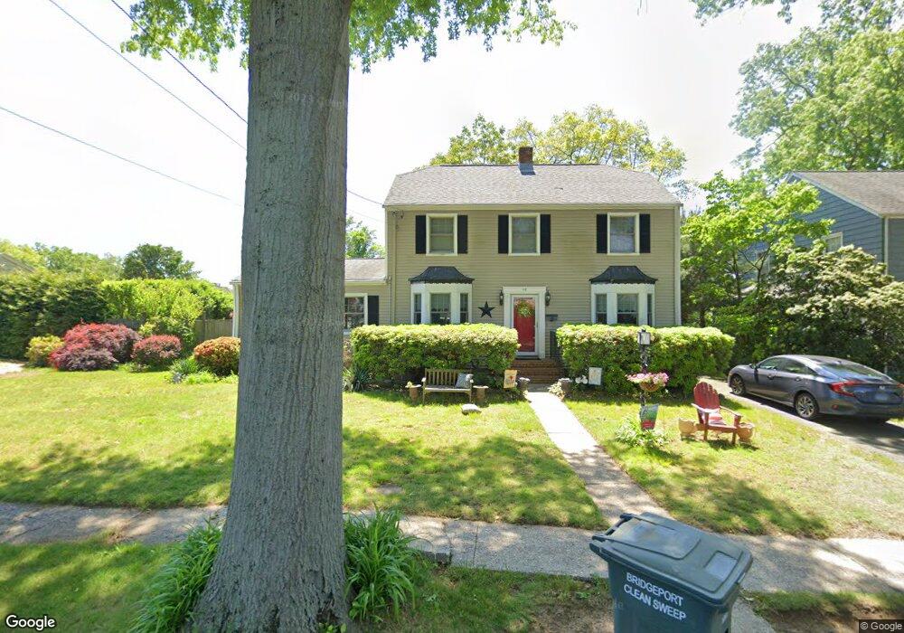 49 Mayflower Dr, Bridgeport, CT 06604 - photo 1